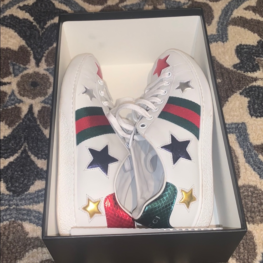 100% authentic Gucci sneakers with receipt